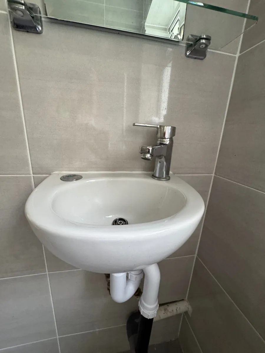 Disabled  fittings for bathroom - Image 1