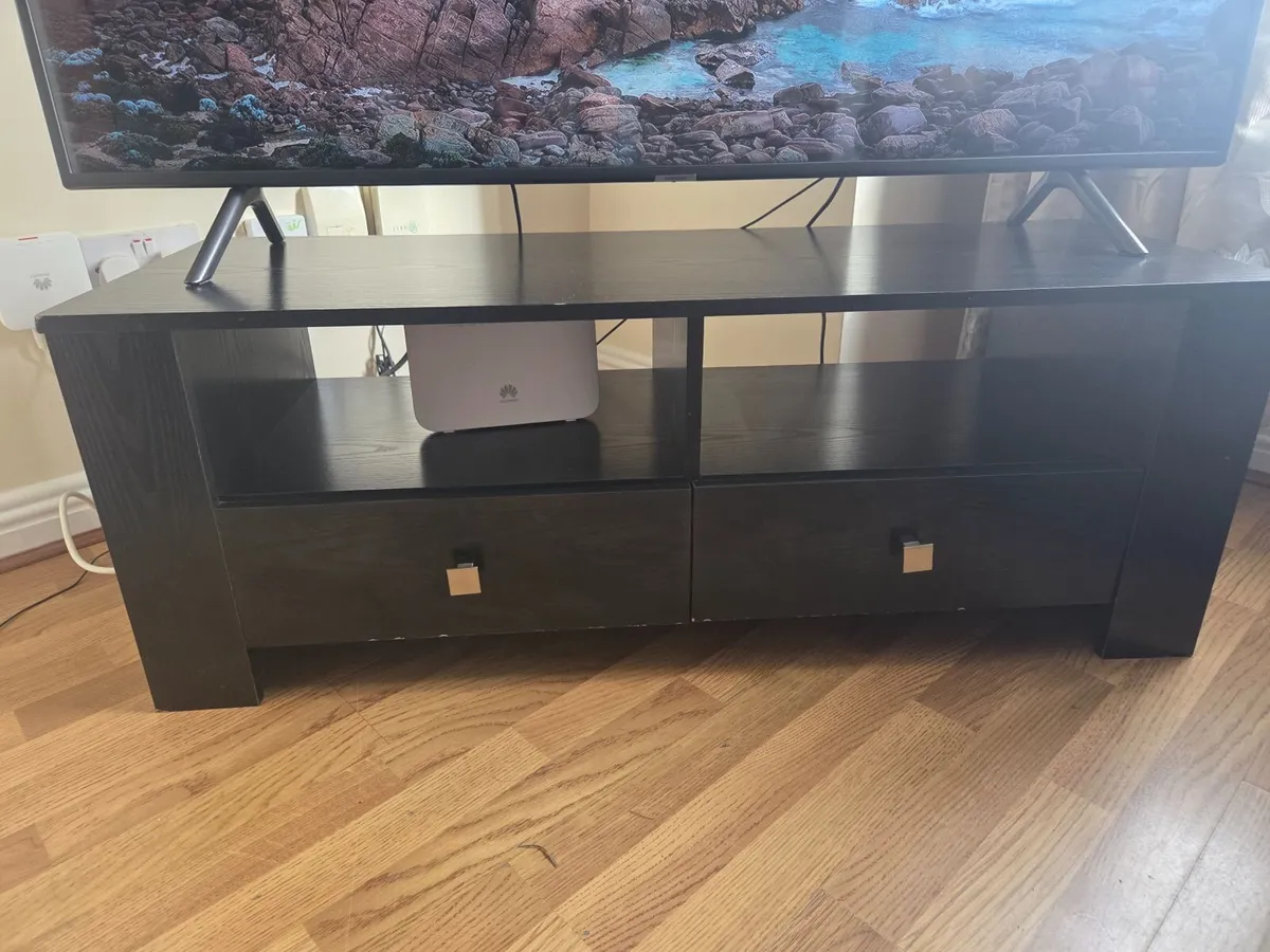 TV stand - Image 2
