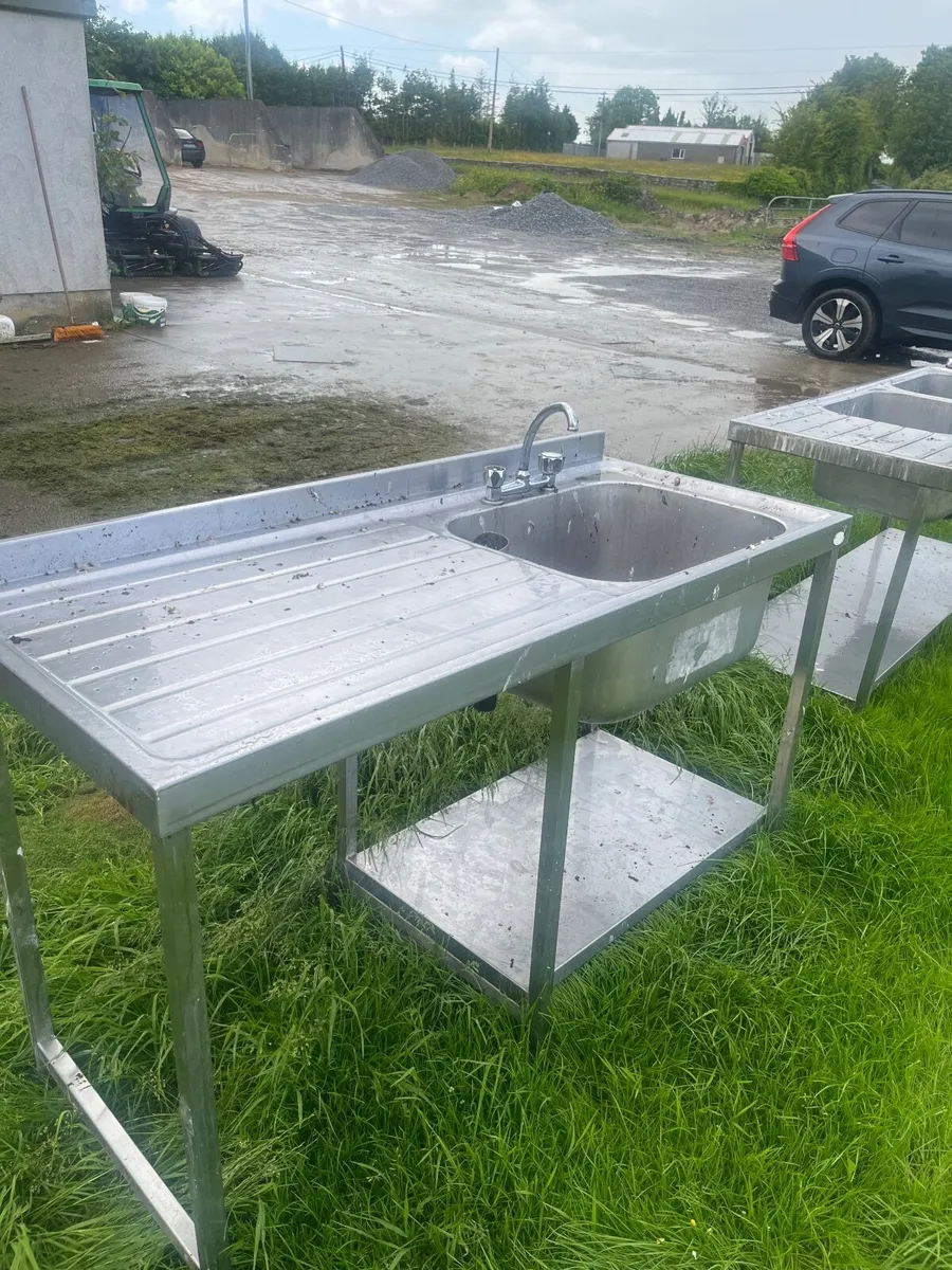 Stainless steel sinks - Image 2