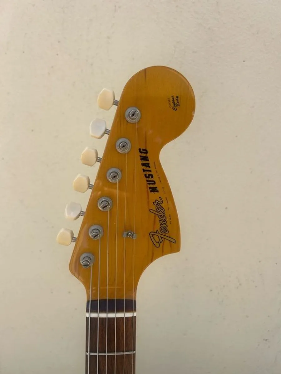Fender Mustang 2008 MIJ 65 reissue - Image 3