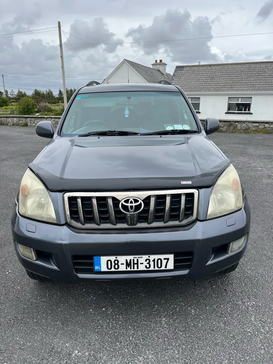 2008 toyota landcruiser lwb doe and taxed - Image 1