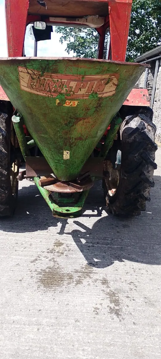 Fertiliser Spreader - Image 1