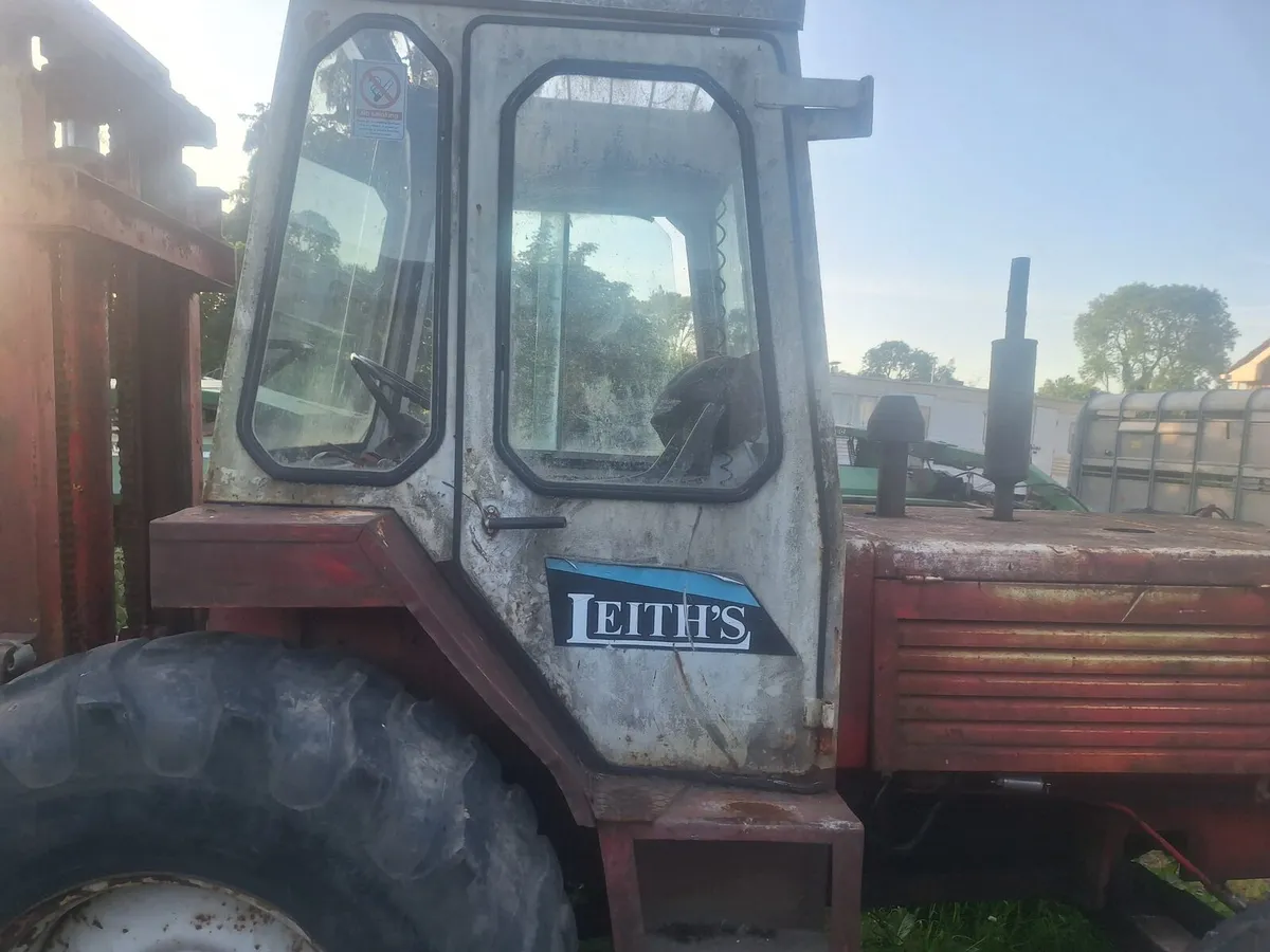 Forklift - Image 2