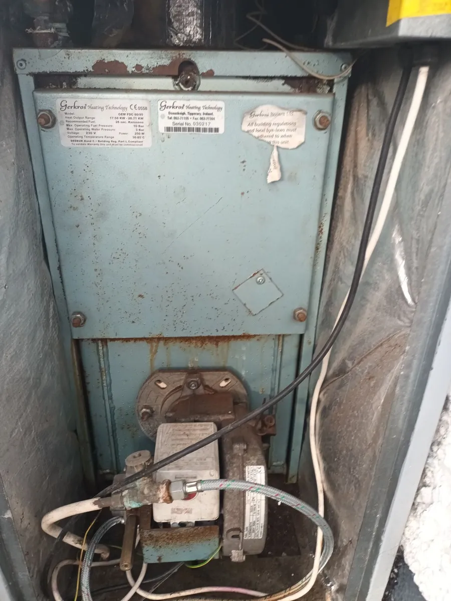 Gerkros Oil Boiler - Image 3