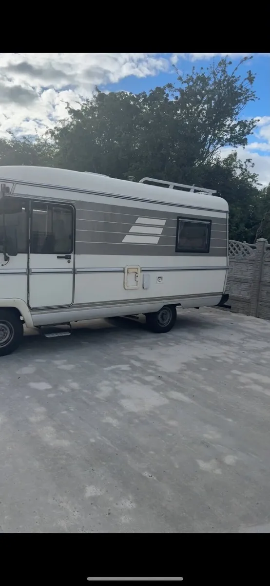 camper - Image 2