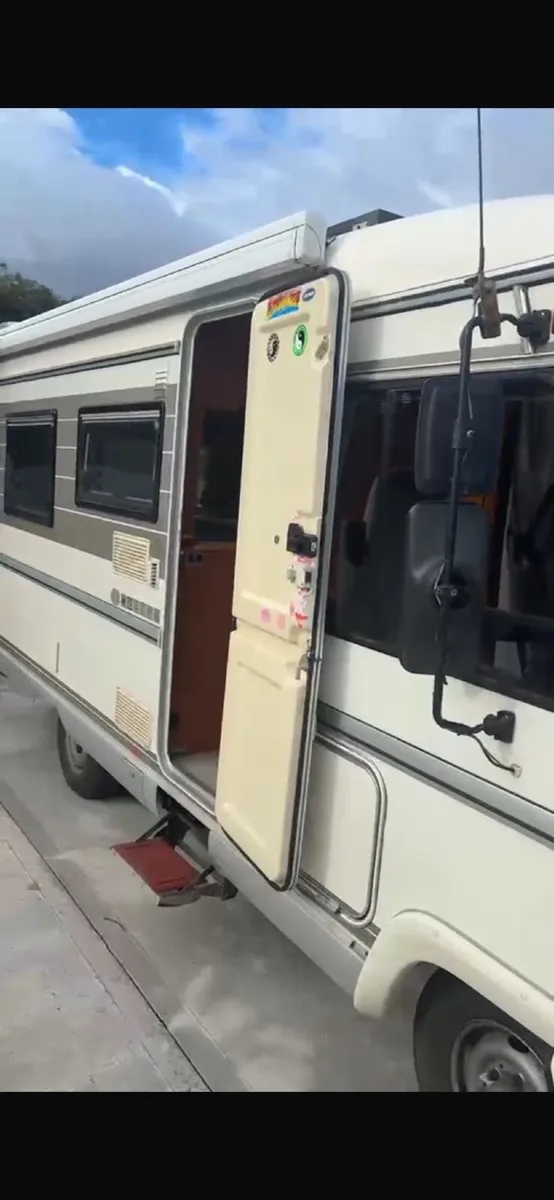 camper - Image 3