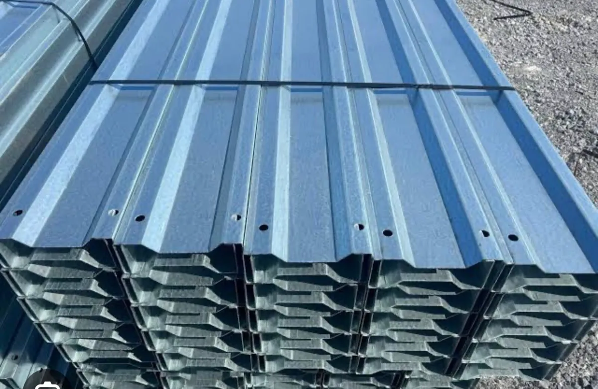 20 ft 7 inch Galv Purlins - Image 1