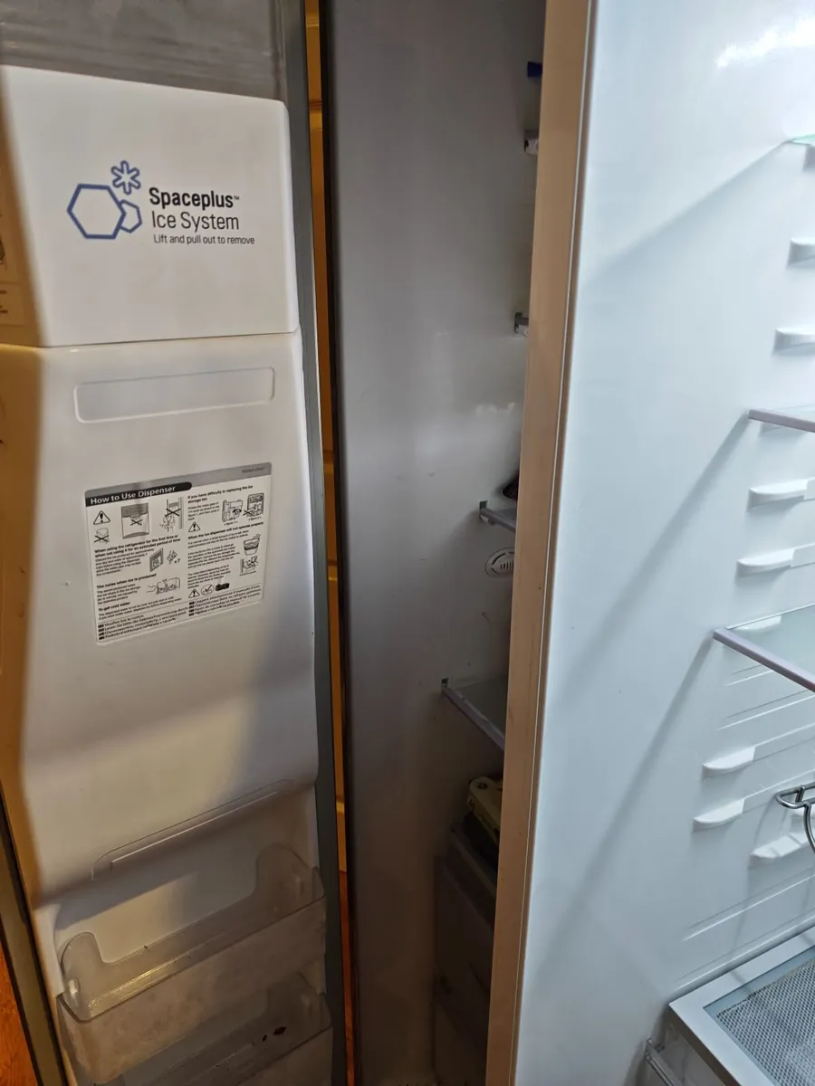 American Style Fridge Freezer - Image 1