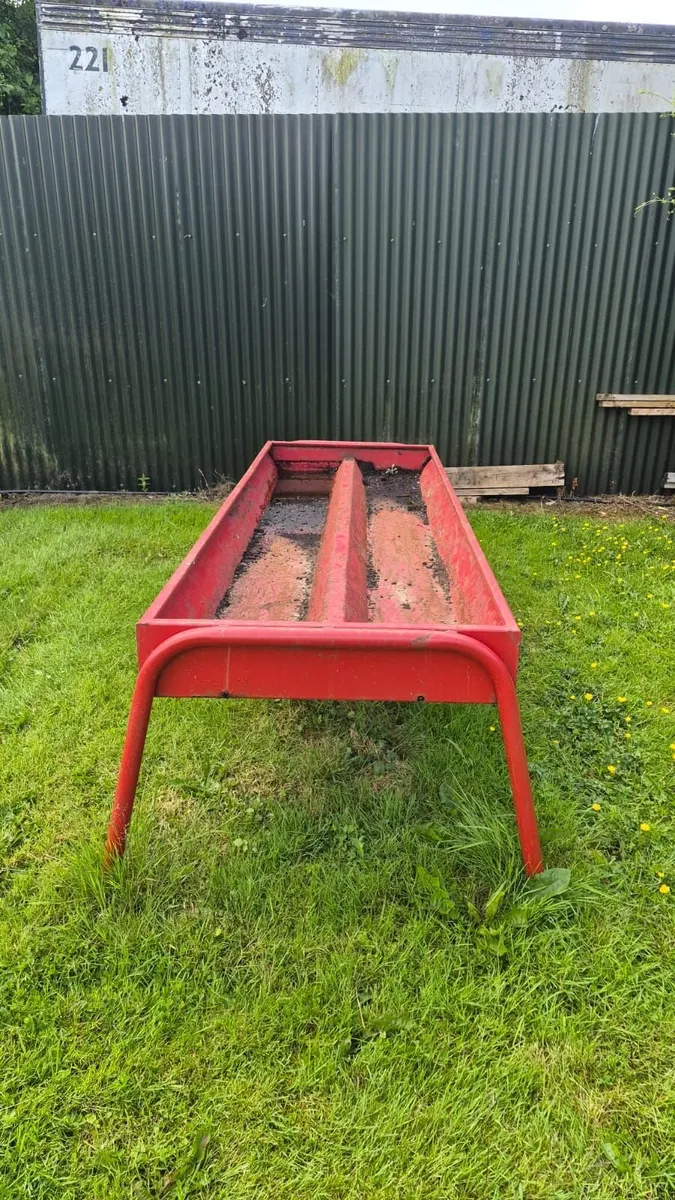 Trough - Image 3