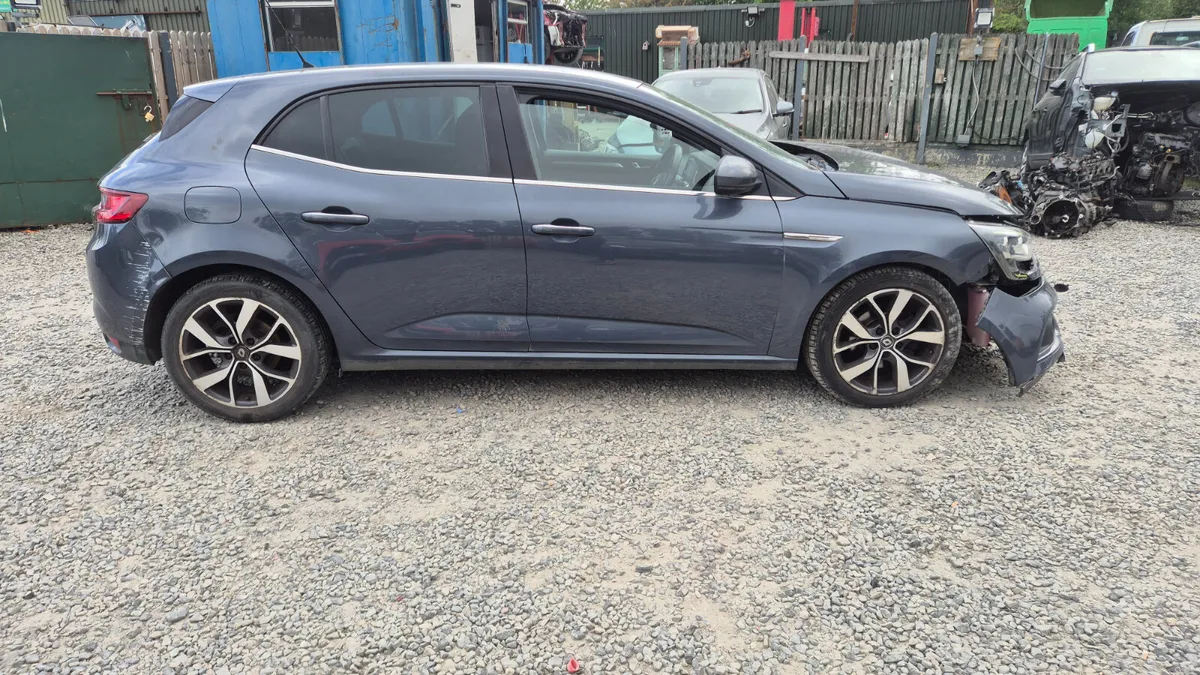 Renault megane 2018 Automatic,  diesel ⛽️ - Image 3