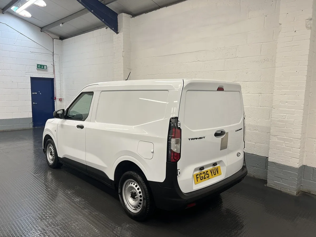2025 Ford Transit Courier Panel Van - Image 4