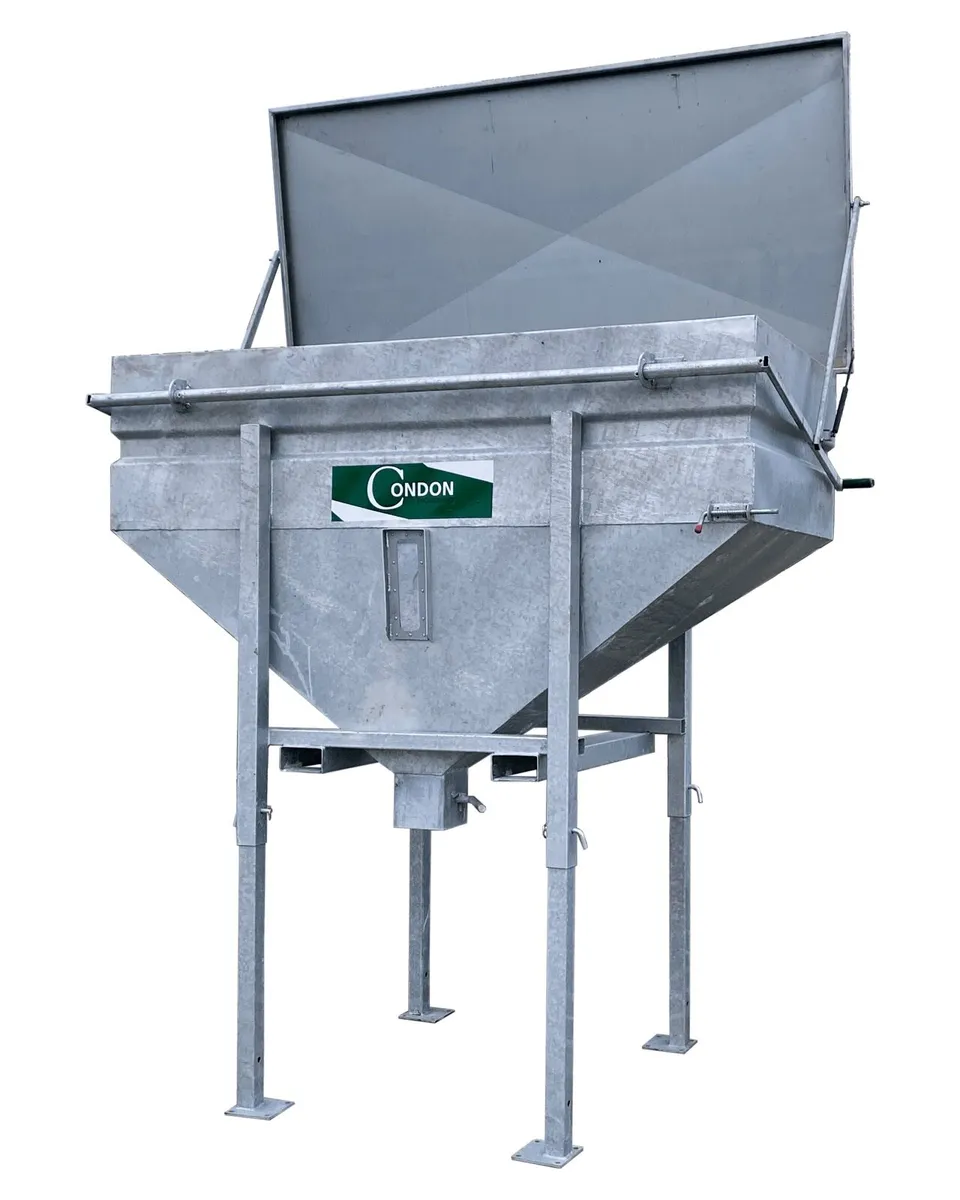 Condon 2 Tonne meal and trough - Image 1