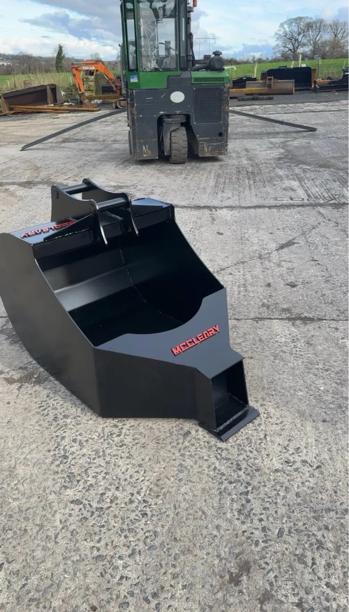 14t Ripper tooth/ pallet forks/buckets/lawn rakes - Image 3