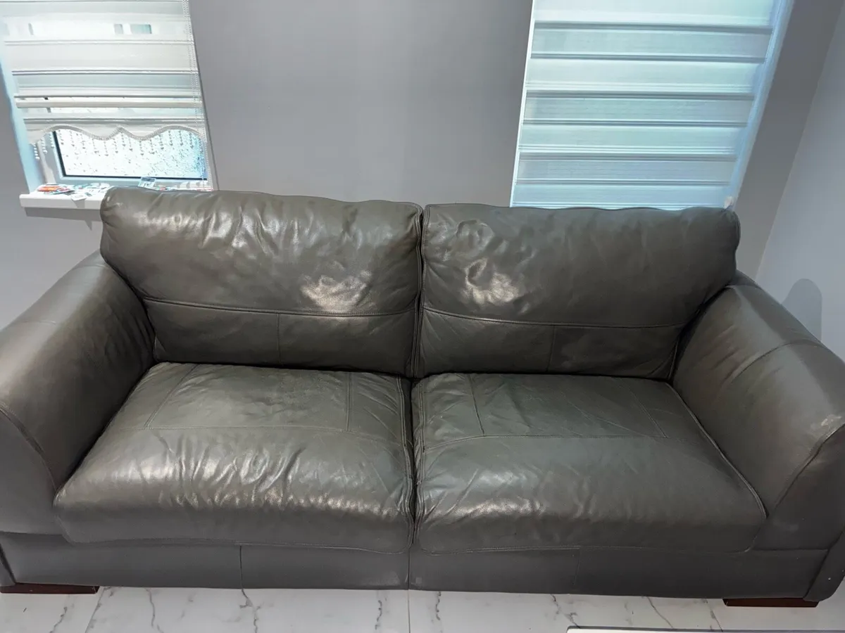 Italian leather 3 seater and 2 1 seaters - Image 1