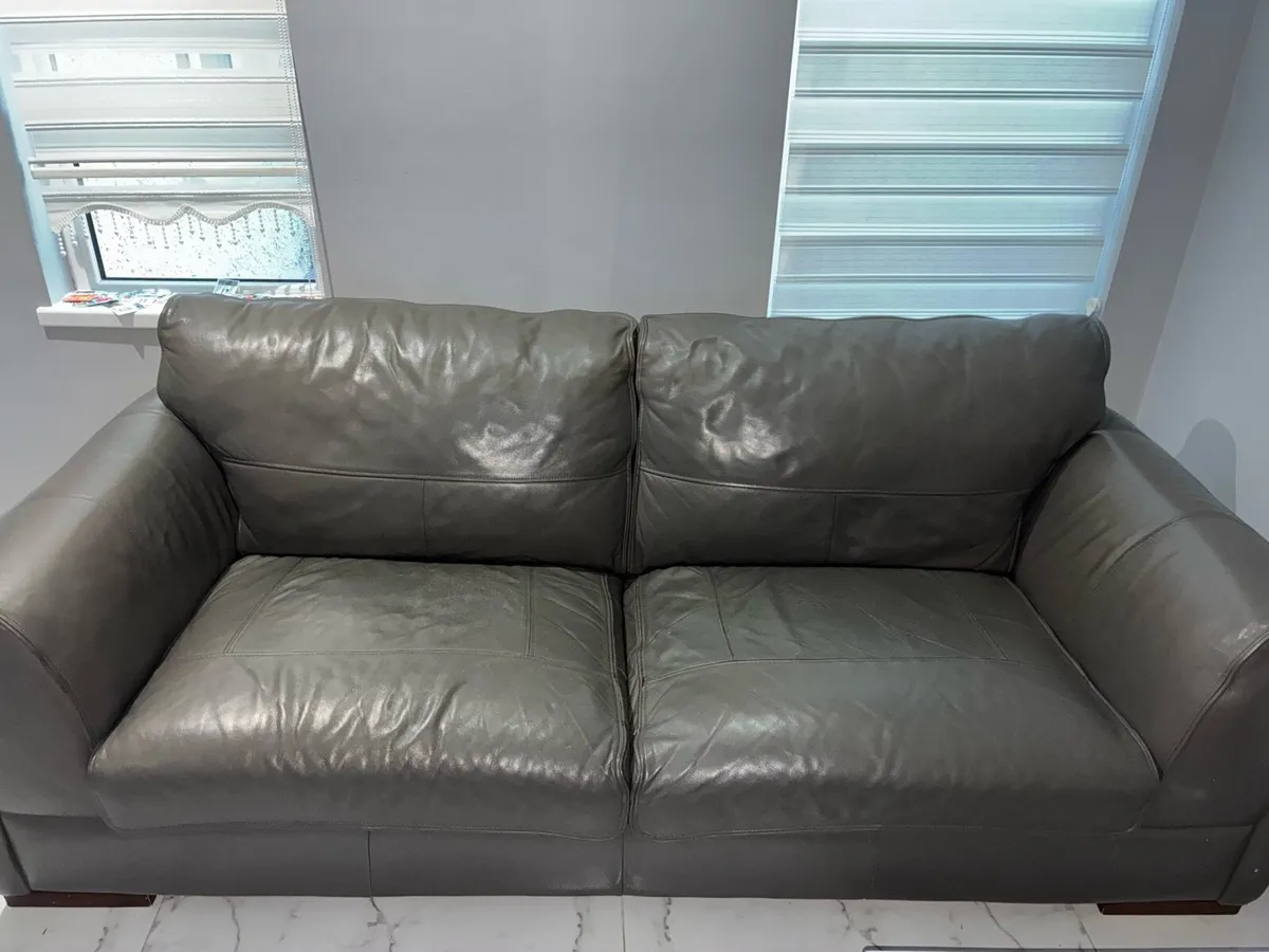 Italian leather 3 seater and 2 1 seaters - Image 2
