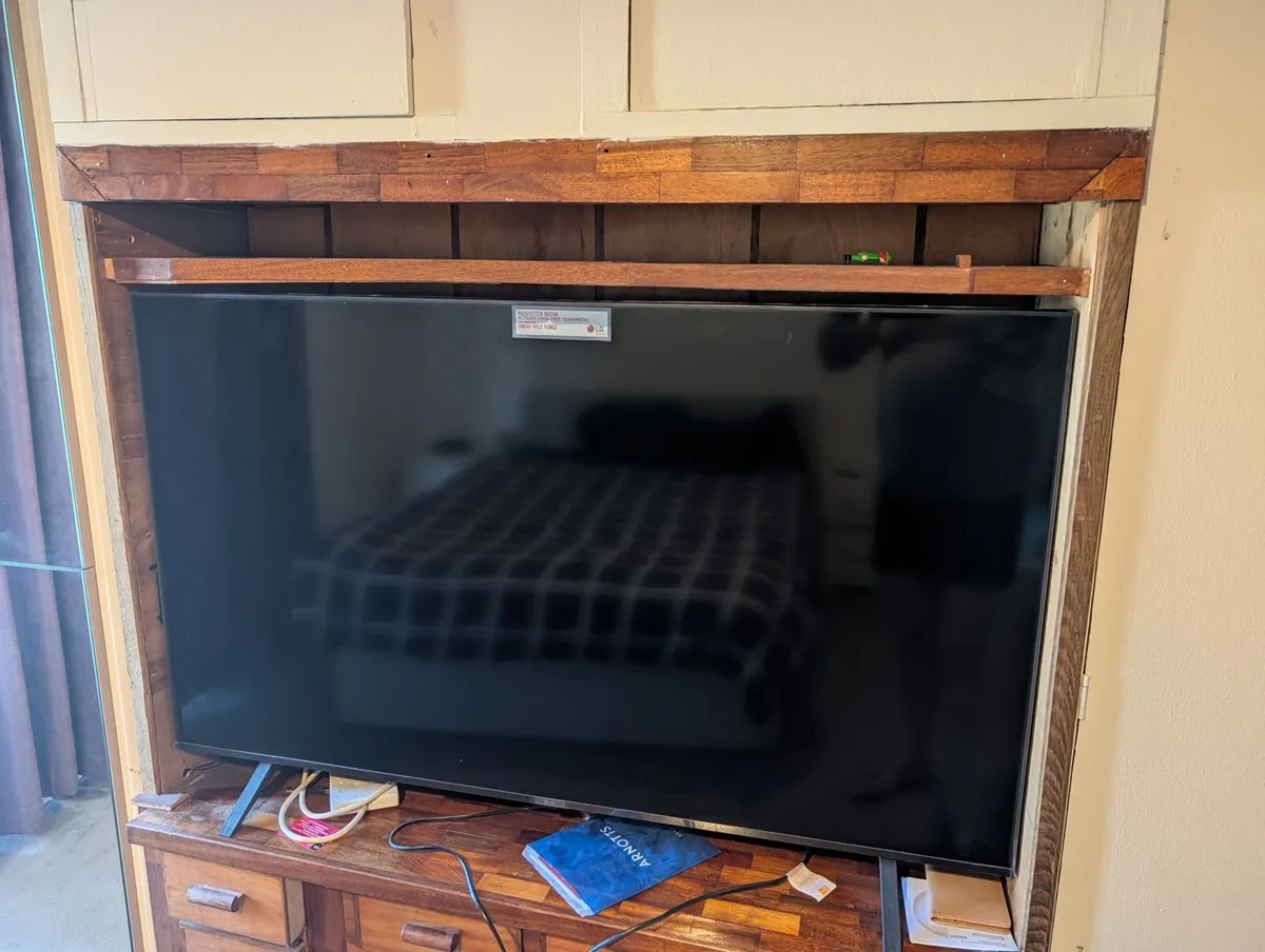 Tv - Image 3