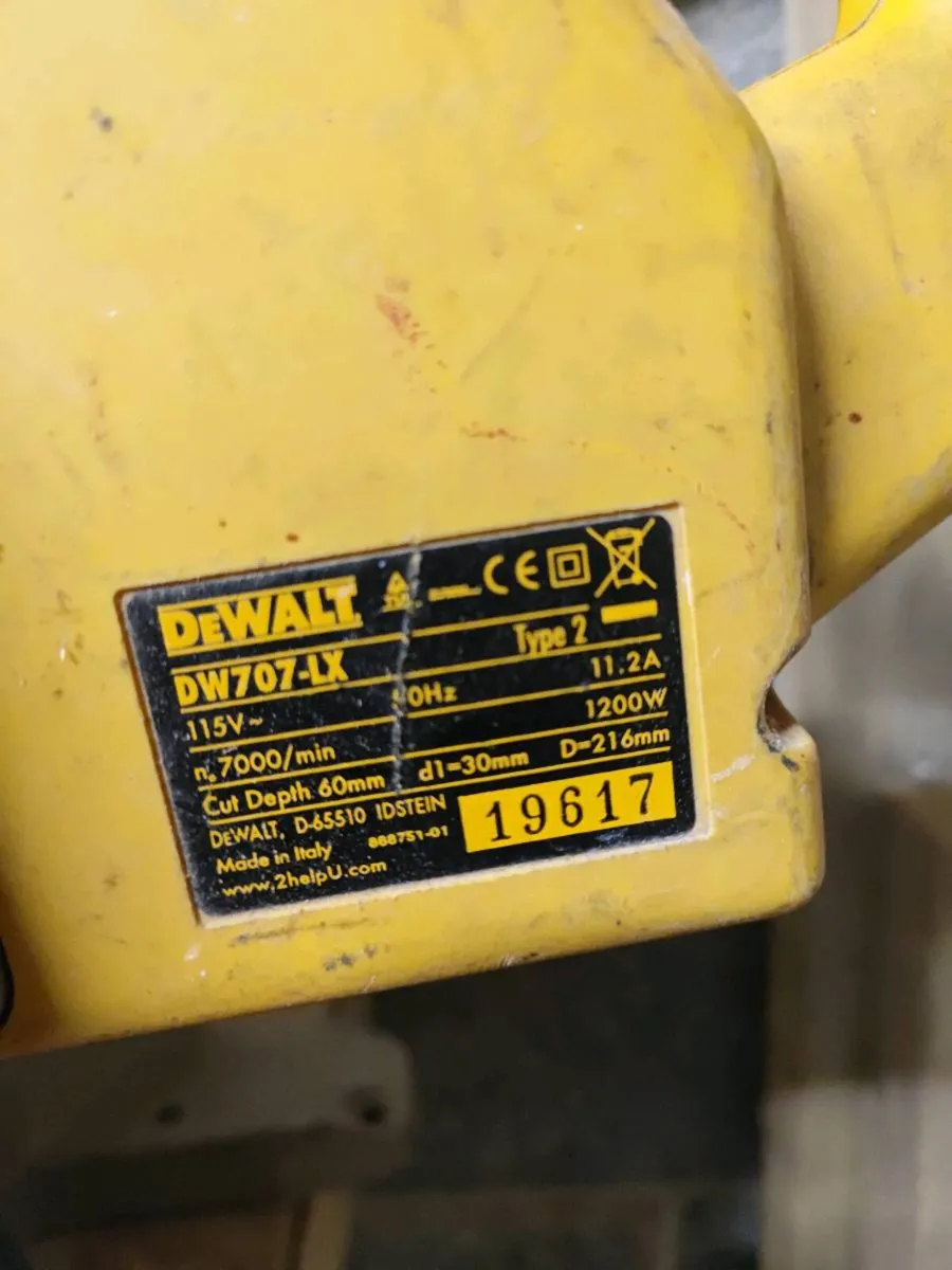 DeWalt DW707-LX 216mm Mitre Saw – Professional Gra - Image 4