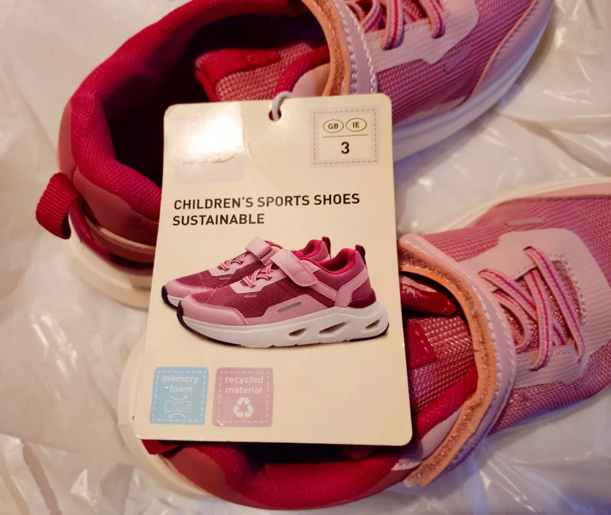 3 PAIRS OF KIDS RUNNERS (SIZE 3 & 4UK) NEW. - Image 2