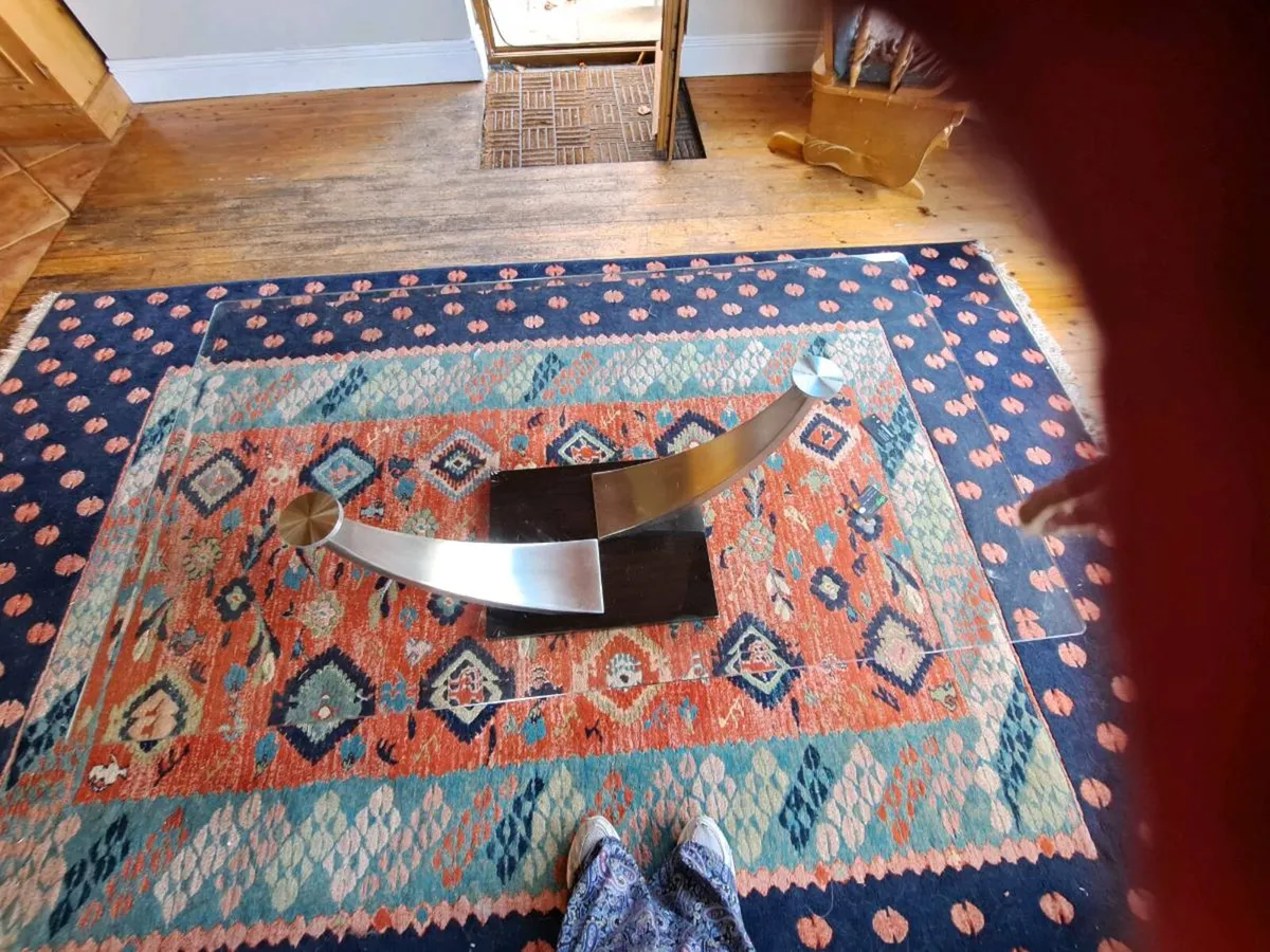 Glass coffee table. - Image 3