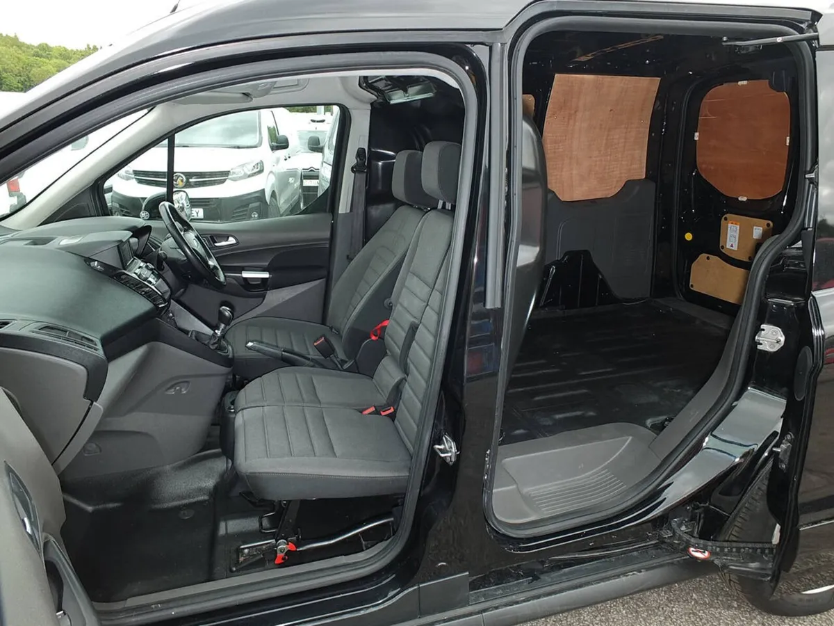 2019 Ford Transit Connect Panel Van - Image 2