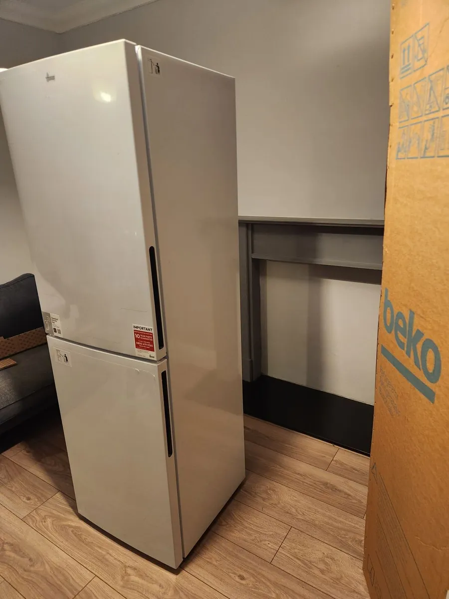 Fridge White Free Standing - Image 2