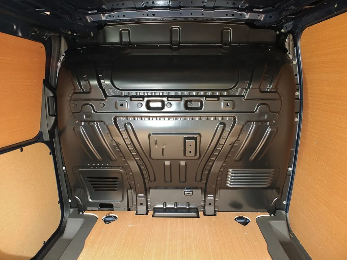 2024 Ford Transit Connect Panel Van - Image 3