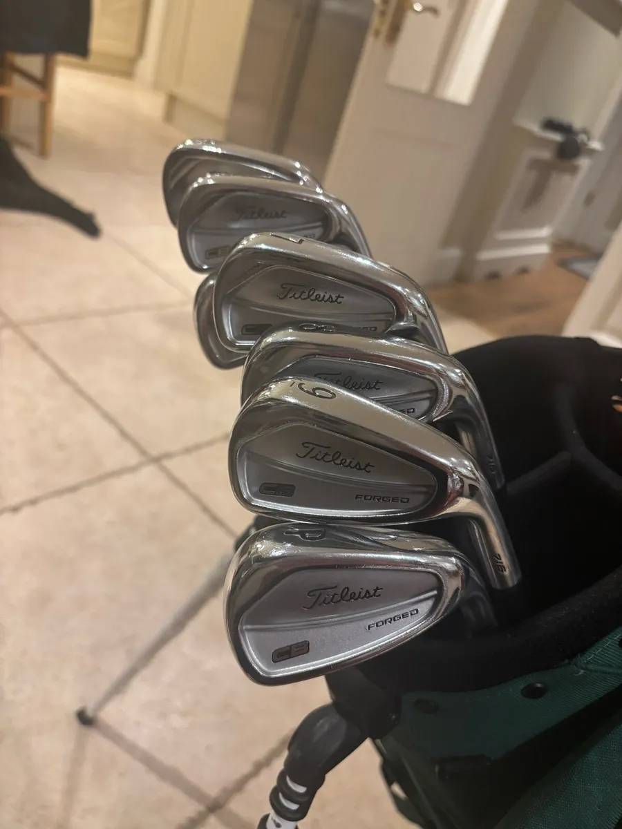 Titleist 716 CB 4-PW stiff shaft S300 - Image 1