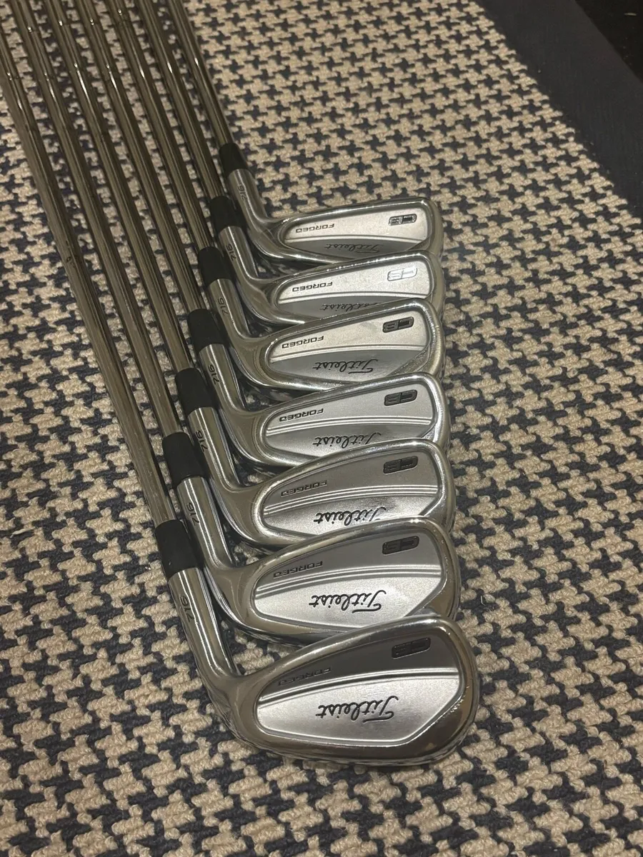 Titleist 716 CB 4-PW stiff shaft S300 - Image 2