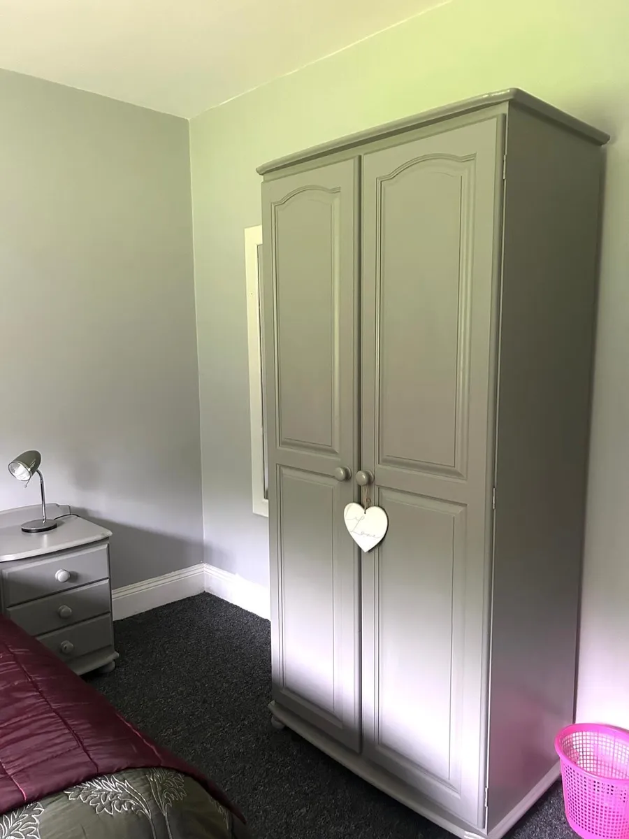 Wardrobe - Image 2