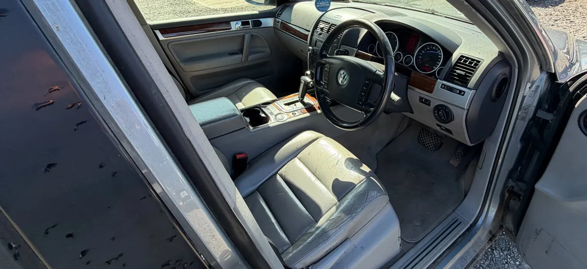 Volkswagen toureg 2.5 automatic - Image 3