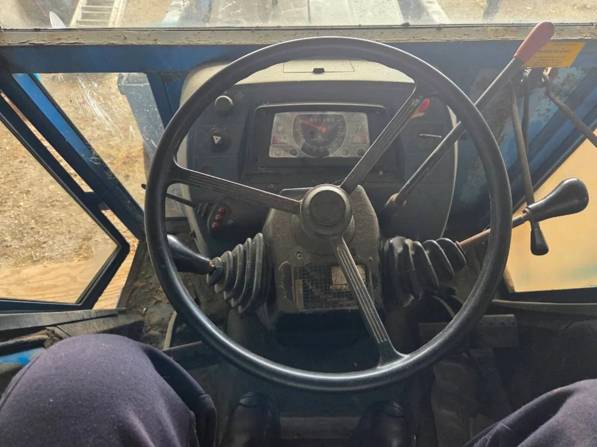 Ford 4610 - Image 3