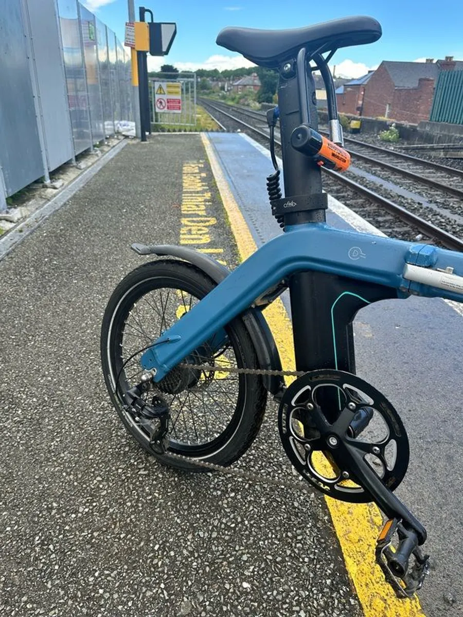 Fiido D11 Electric Folding Bike , Very good Condition,  Ready to Ride - Image 2