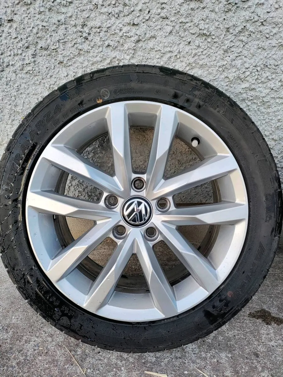 Golf mk7 stock alloys - Image 4