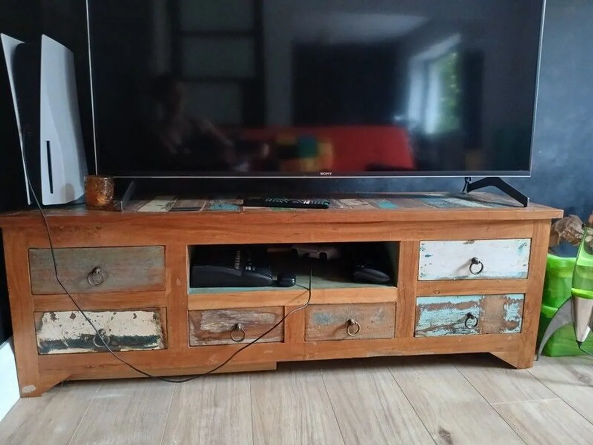 TV Stand/Media Unit - Image 1