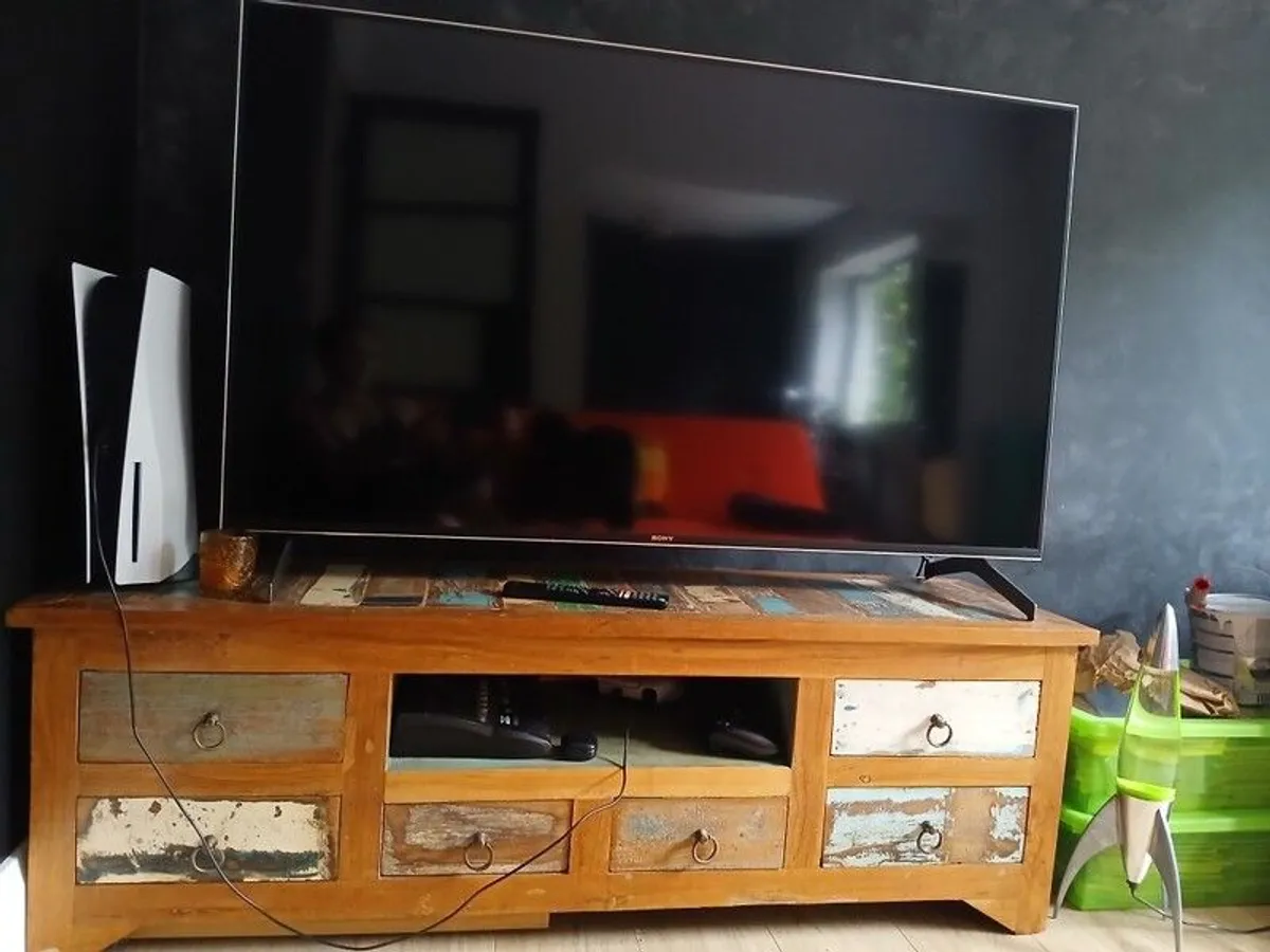 TV Stand/Media Unit - Image 2
