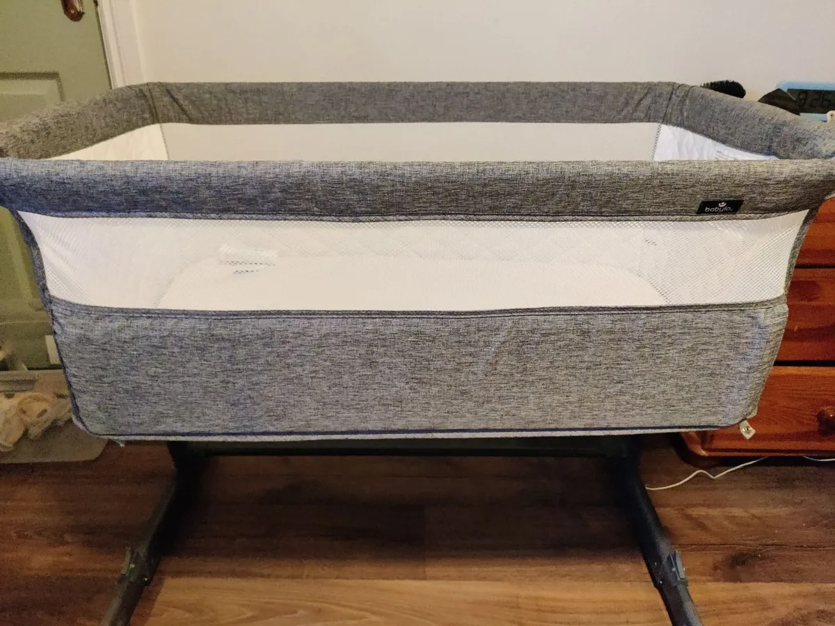 Babylo Cozi Sleeper Graphite Frame - Image 4