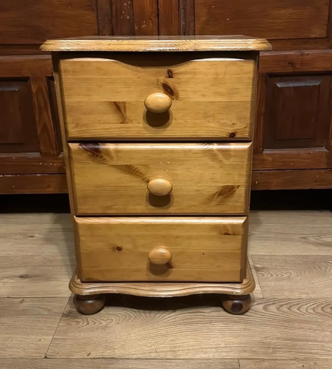 Bedside Locker / Drawers - Image 2