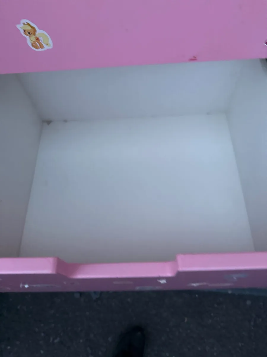 Chest of drawers - Image 2