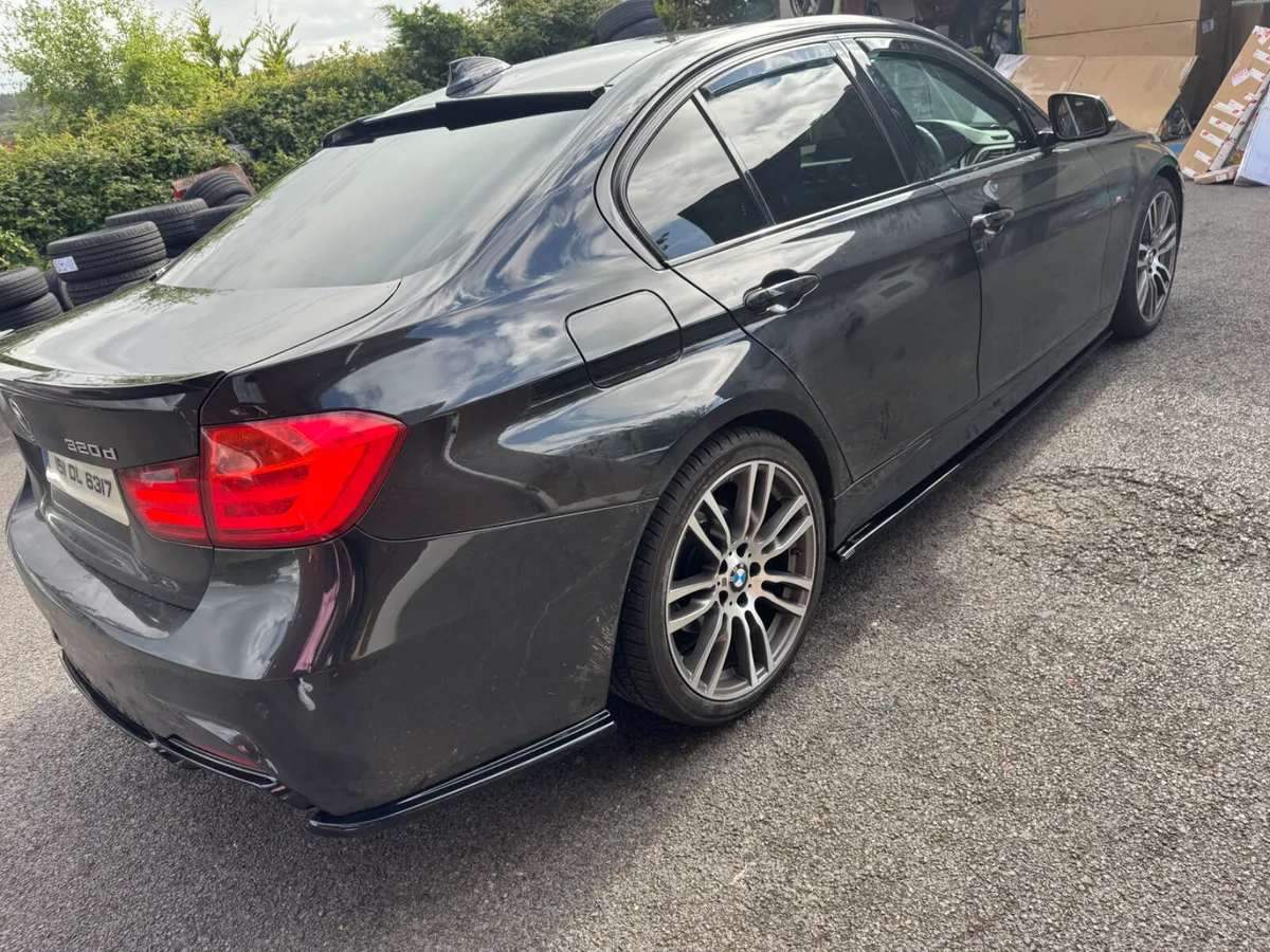 Tinted wind deflectors 2 & 4 piece sets - Image 2
