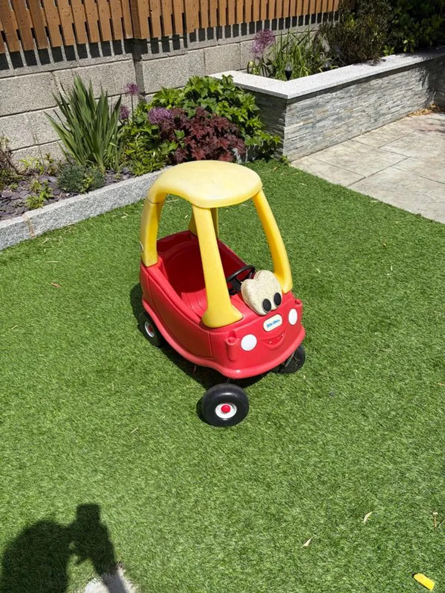 Little Tikes Outdoor car - Image 2