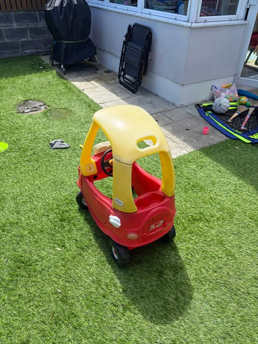 Little Tikes Outdoor car - Image 4