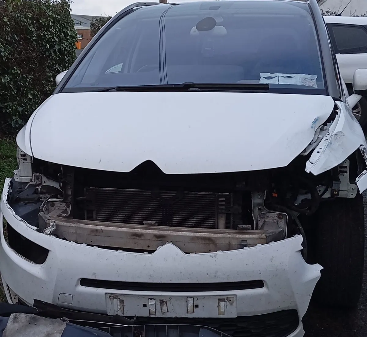 Car spare parts - Image 1