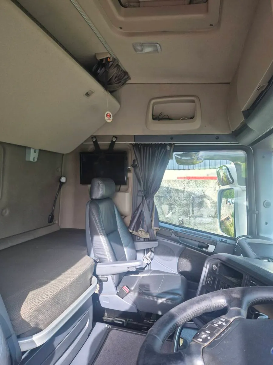 Scania R560 - Image 2