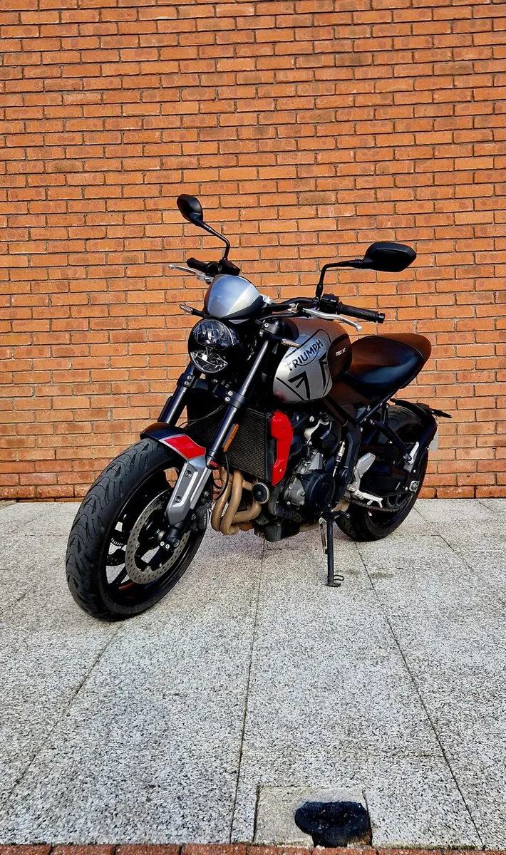 Triumph Trident 660 - Image 1