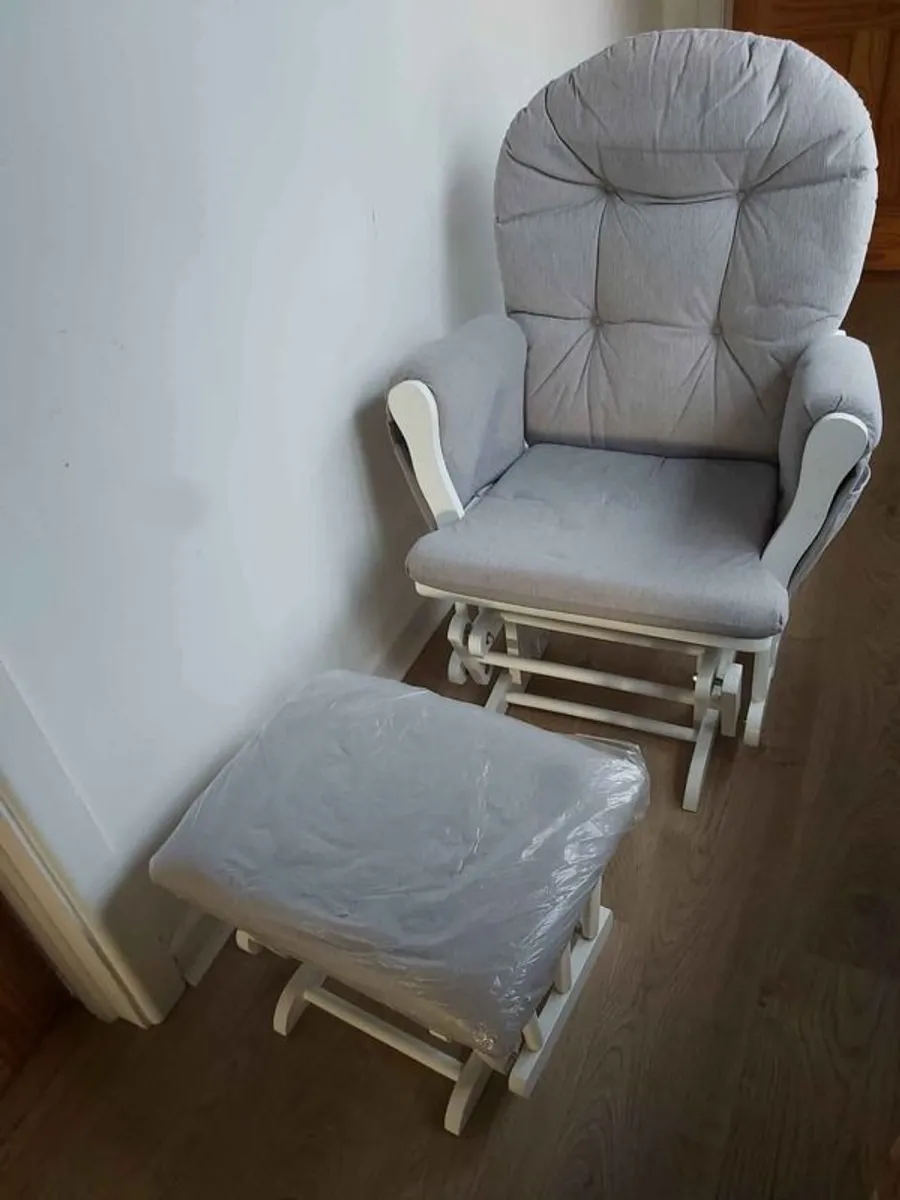 Babylo glider nursing chair - Image 2