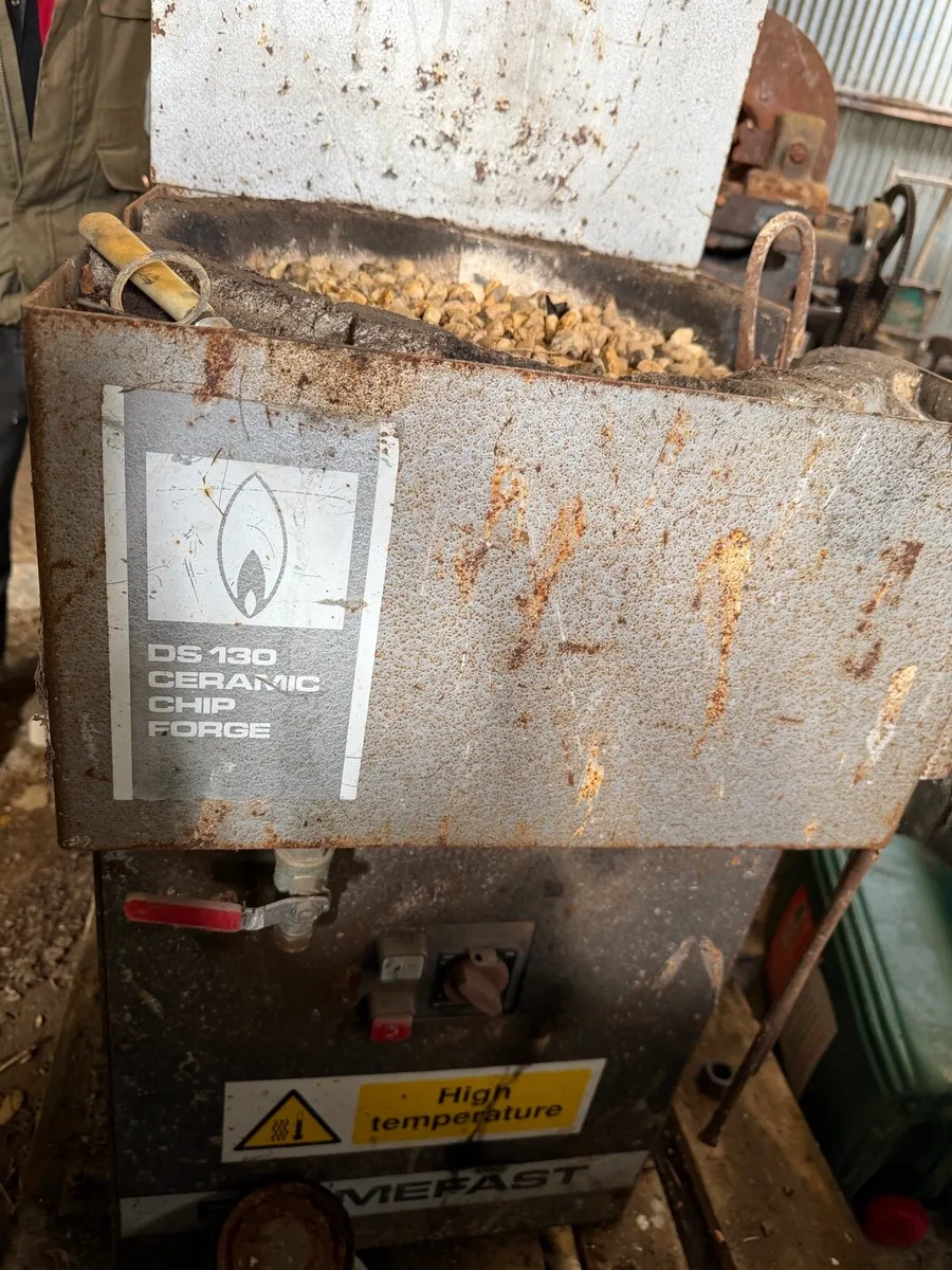 Ceramic chip forge , butter churn - Image 1