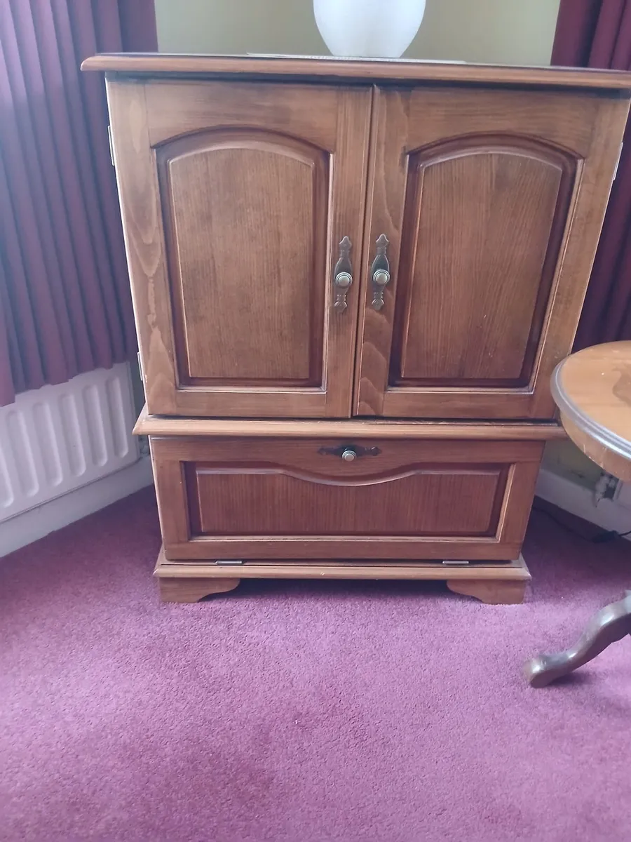 3 door oak cabinet