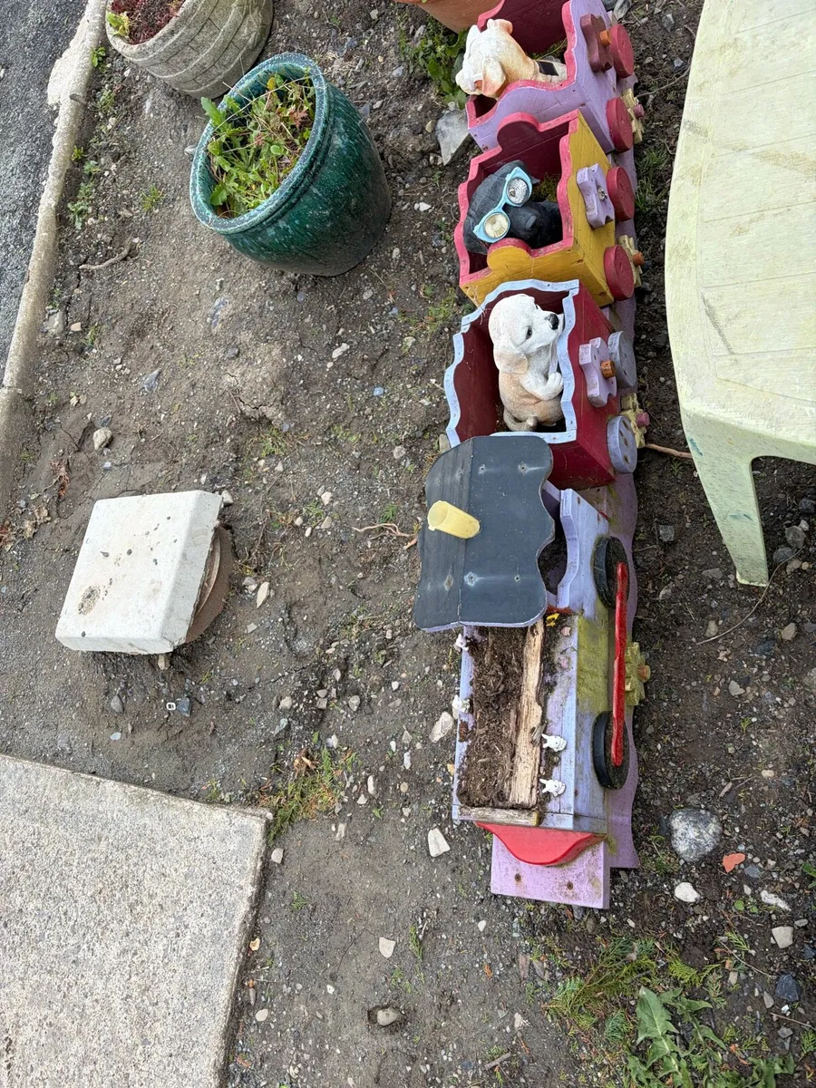 garden train planting pot decor - Image 3