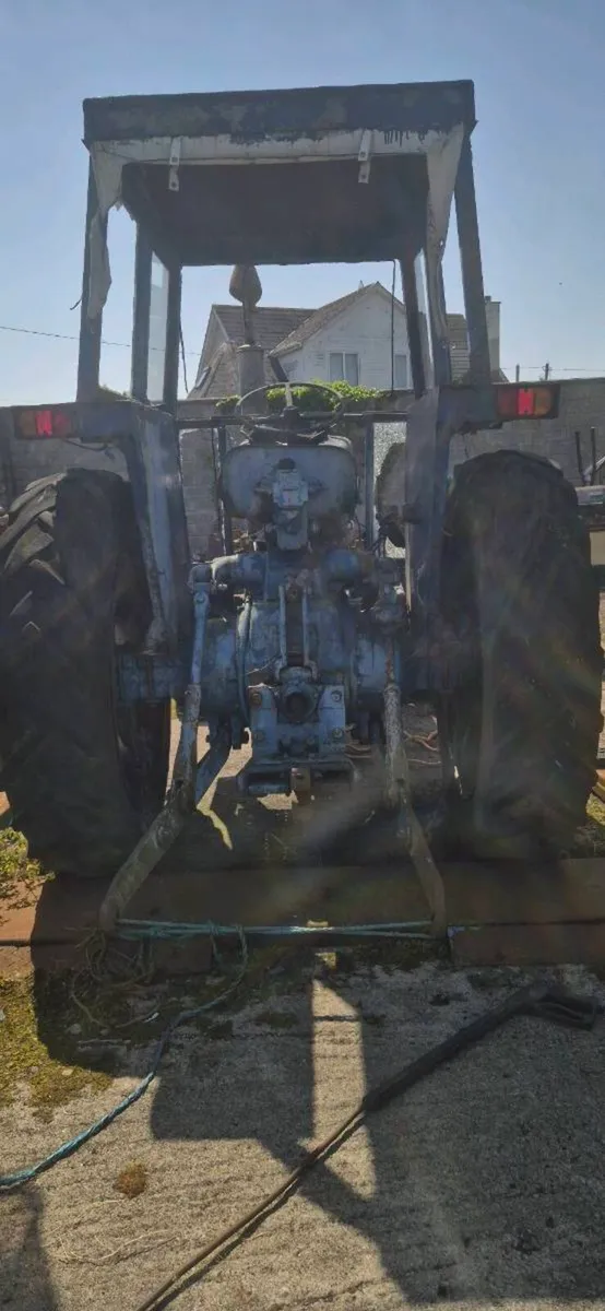 Tractor - Image 4