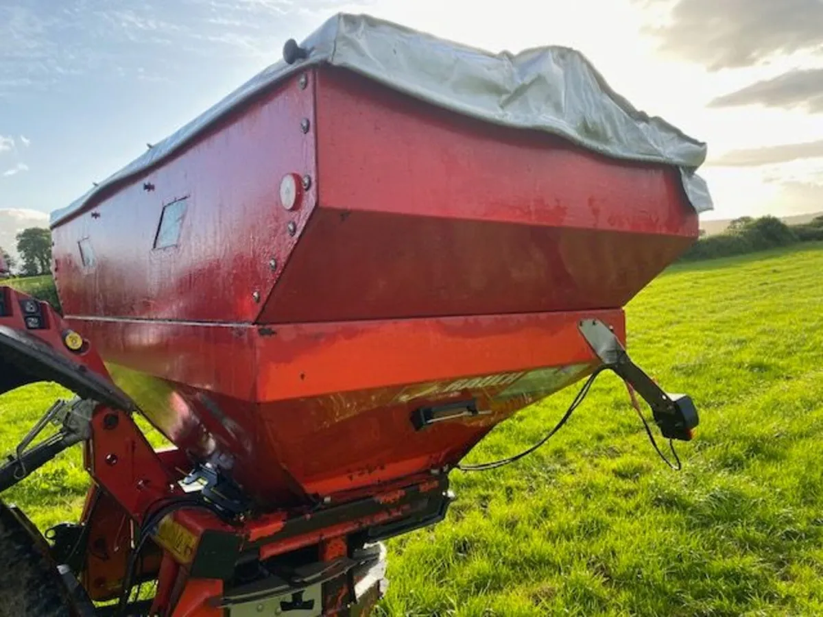 fertiliser spreader - Image 2